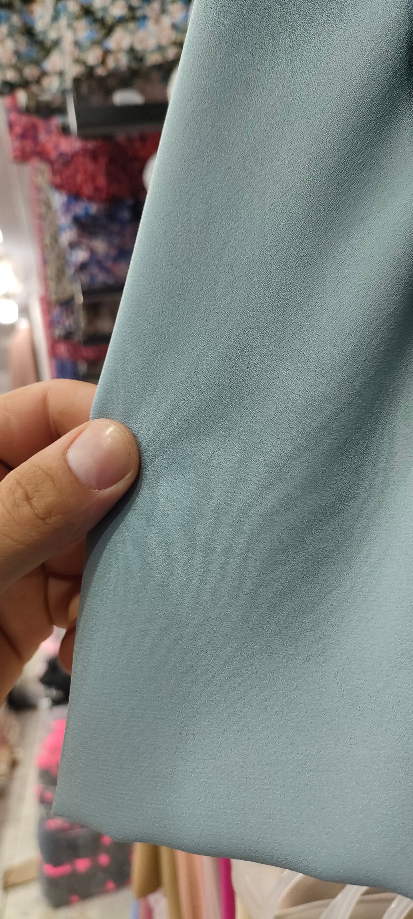 خمار كراب لوكس 150*150 سم من sefar scarf
