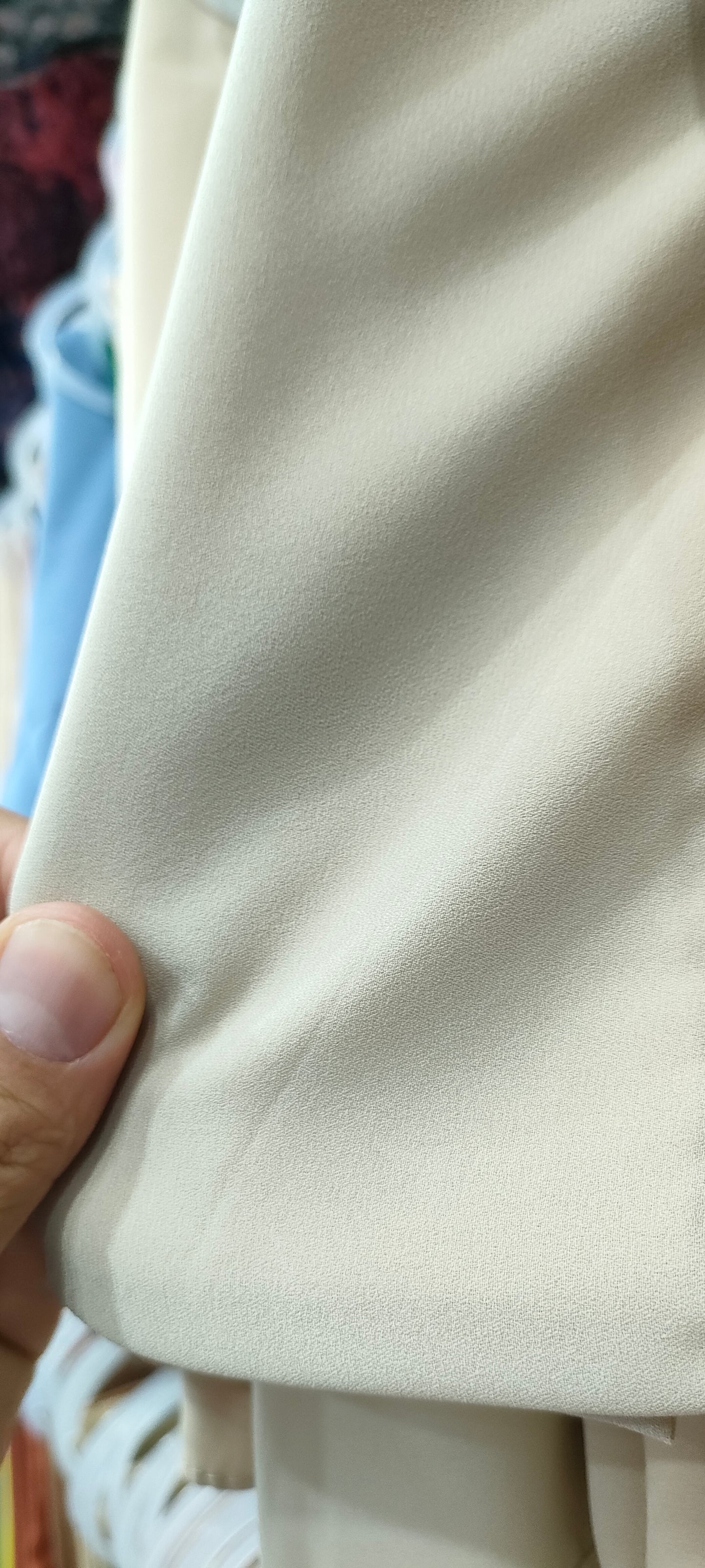 خمار كراب لوكس 150*150 سم من sefar scarf