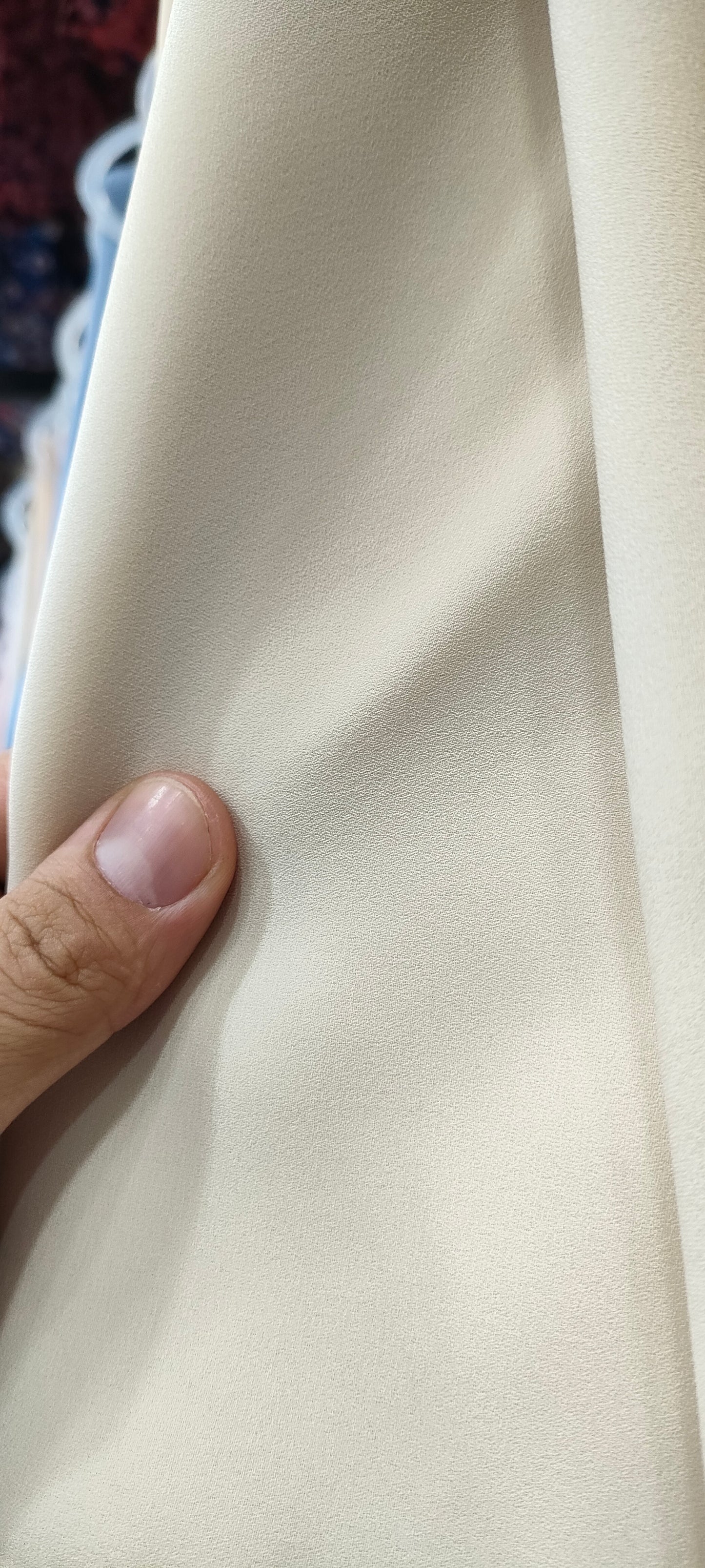 خمار كراب لوكس 150*150 سم من sefar scarf