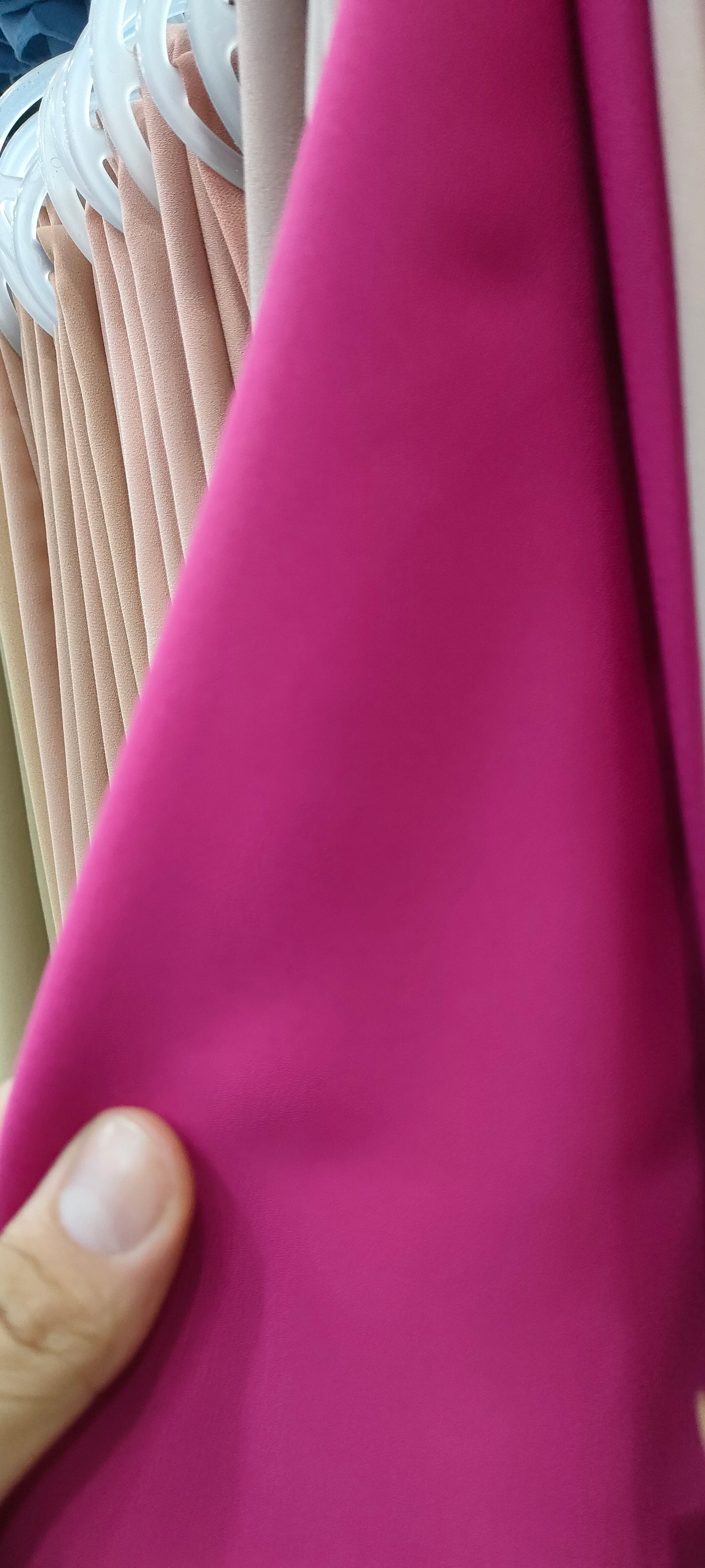 خمار كراب لوكس 150*150 سم من sefar scarf