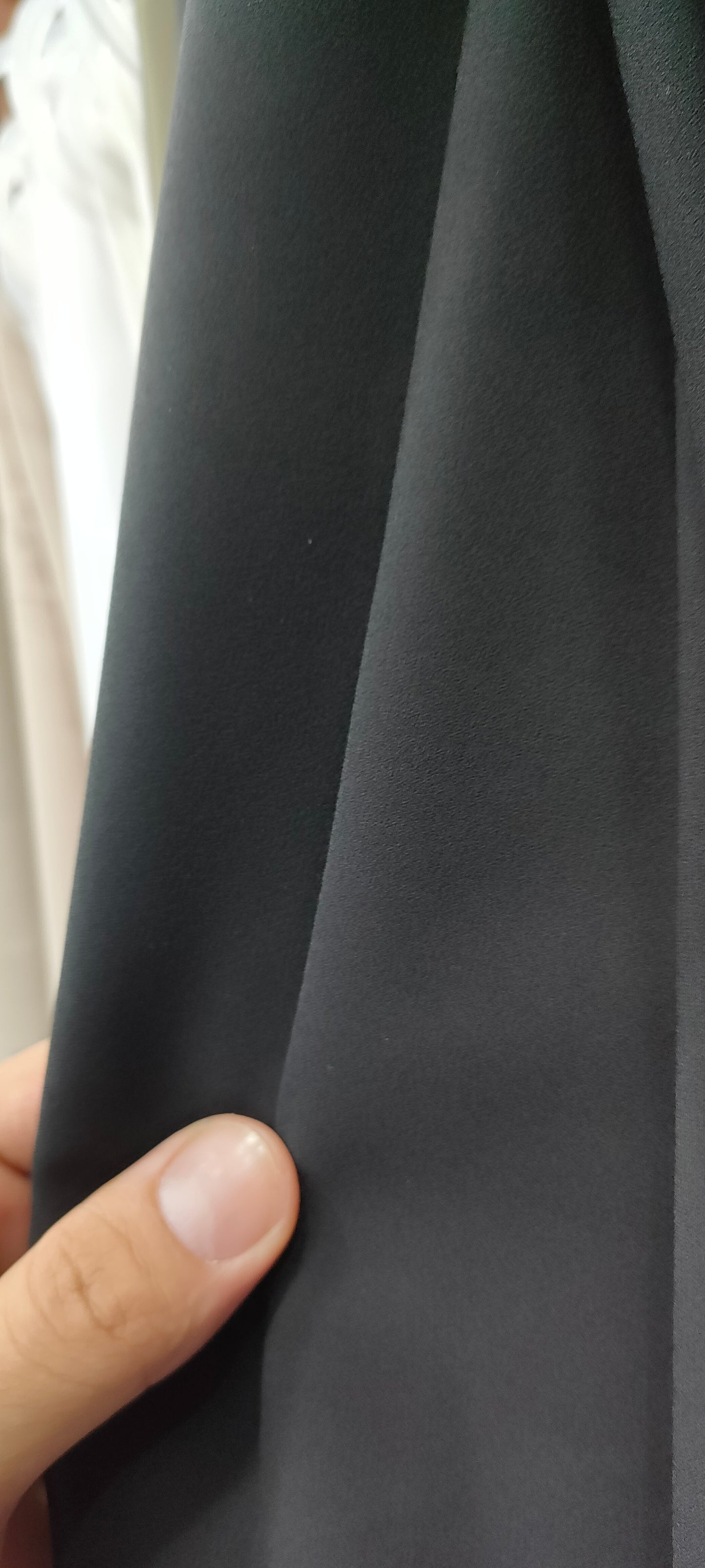خمار كراب لوكس 150*150 سم من sefar scarf