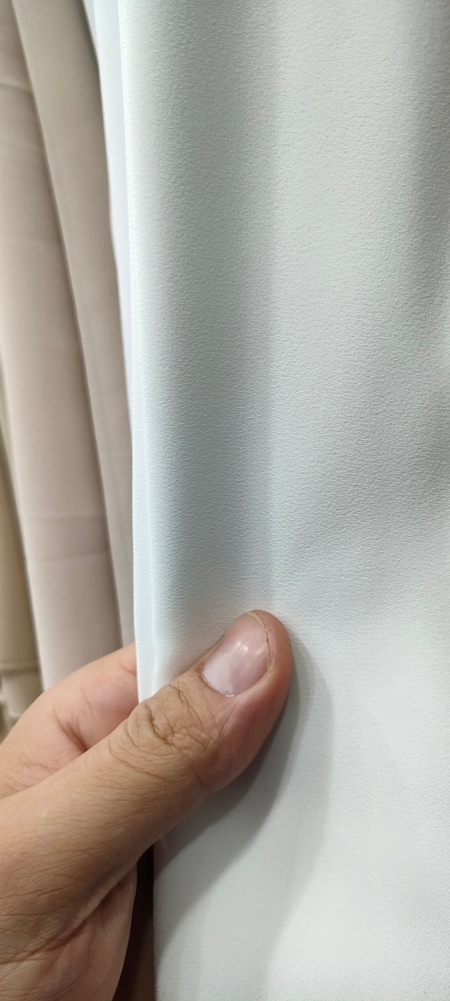 خمار كراب لوكس 150*150 سم من sefar scarf