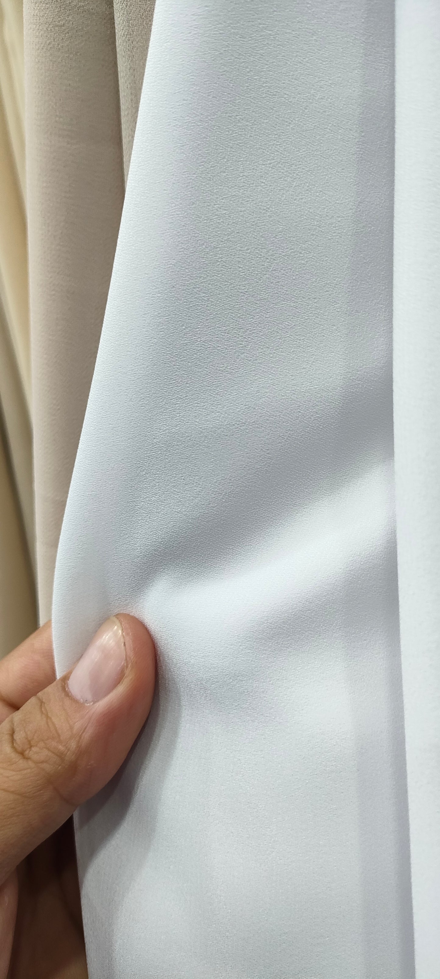 خمار كراب لوكس 150*150 سم من sefar scarf